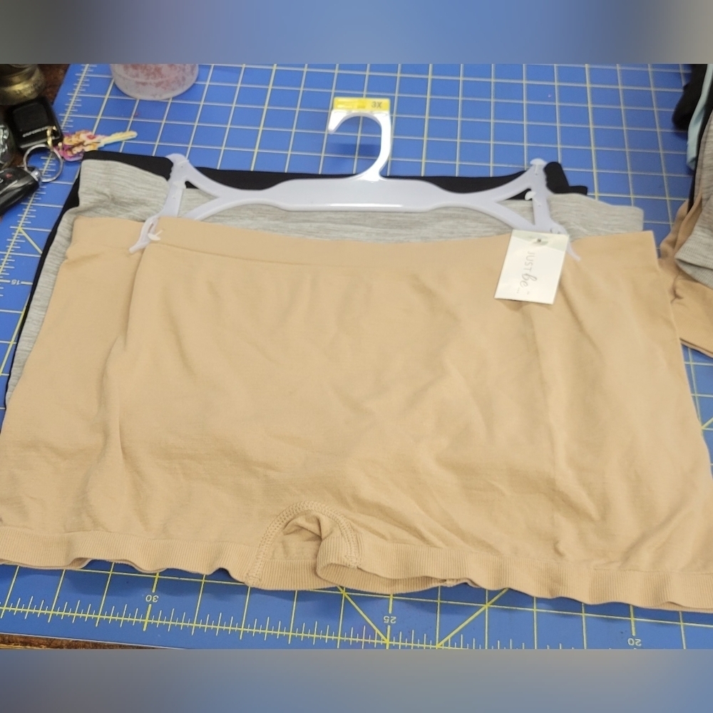Just Be Boy Shorts Set of 3 Cream Gray & Black
